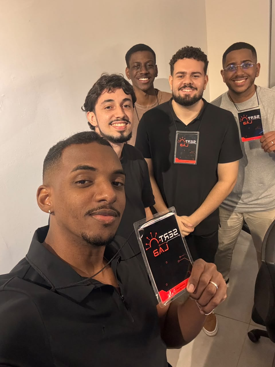 Engenheiro da SertLab construindo software